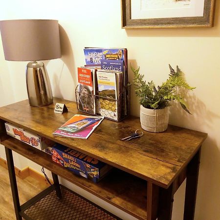 Inverness City Centre Apartment With Elevator And Google Chromecast Εξωτερικό φωτογραφία