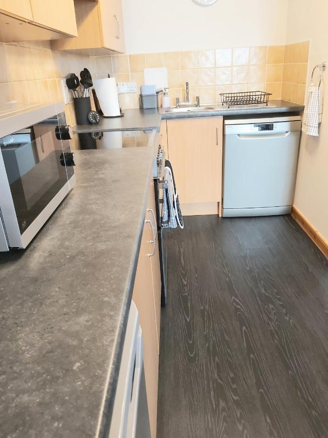 Inverness City Centre Apartment With Elevator And Google Chromecast Εξωτερικό φωτογραφία
